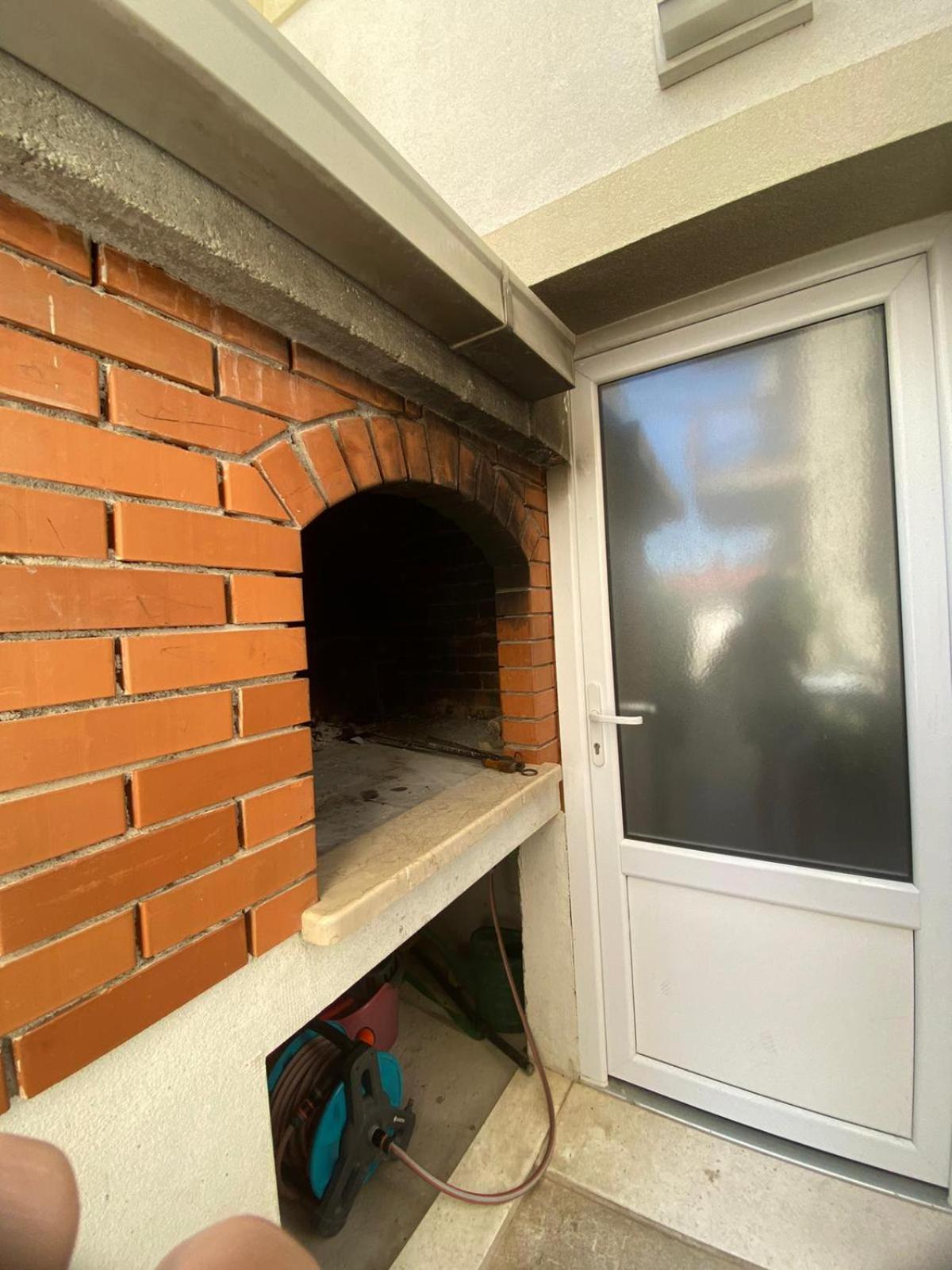 Apartment Nevena Omiš Eksteriør billede