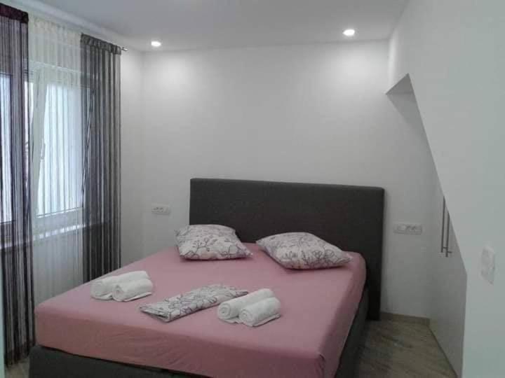 Apartment Nevena Omiš Eksteriør billede
